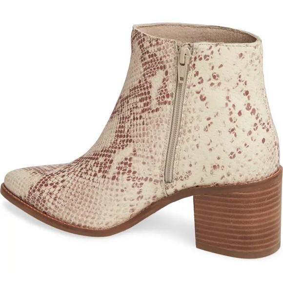 Seychelles For the Occasion Bootie - Picture 2 of 14